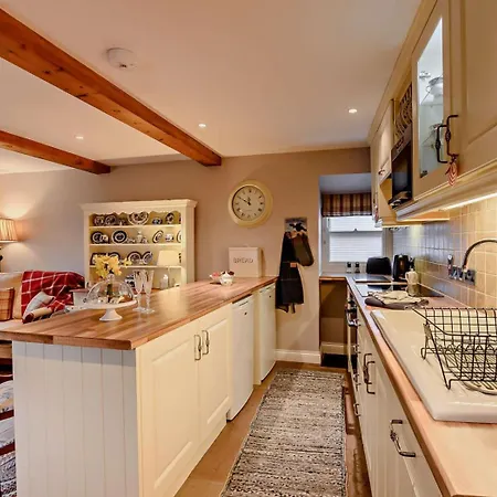 Holiday home 1 Bed In Richmond Oc-g0009 *
